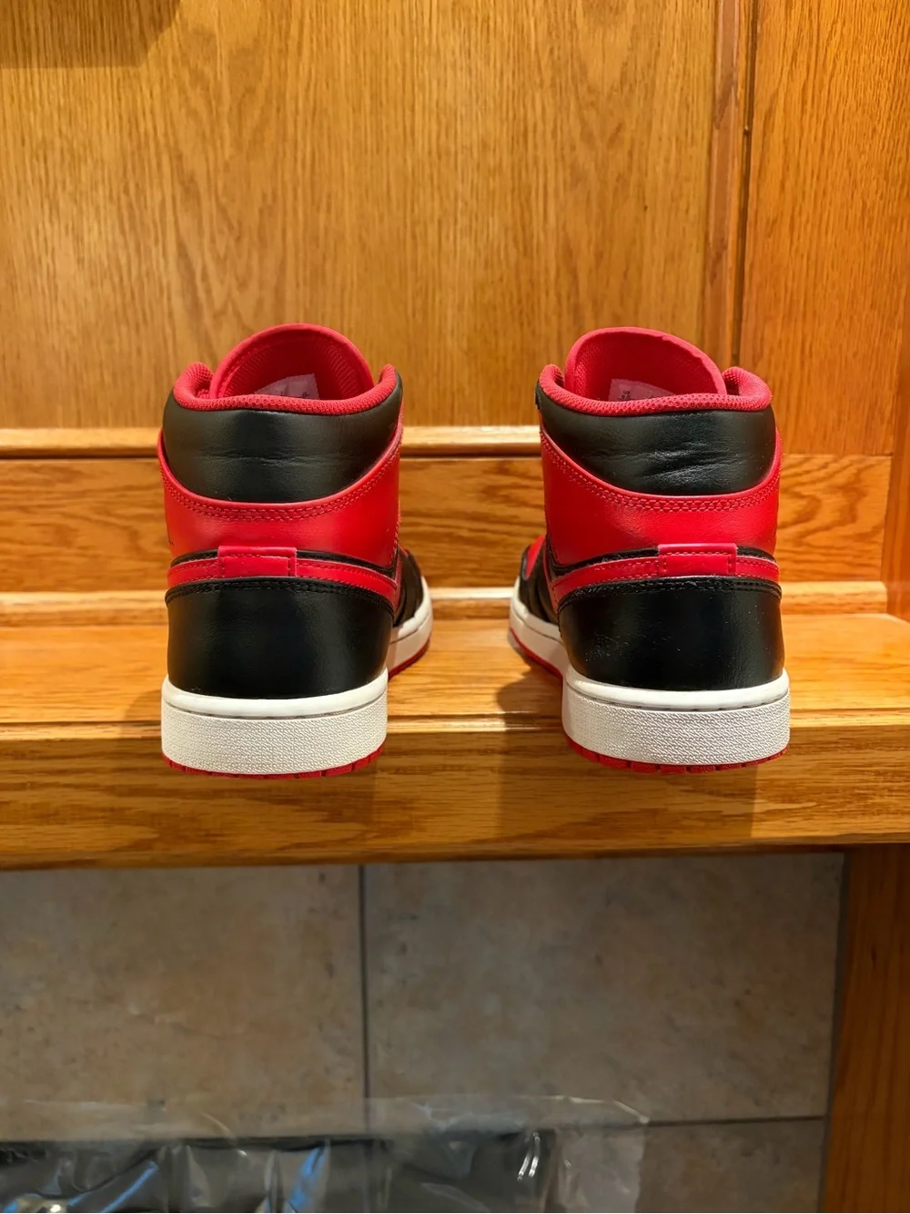 Size 9.5: Jordan 1 Mid Men's Mid-Top Sneakers - Black & Red
